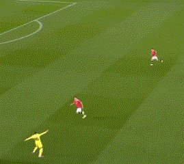 1632947752598033778.gif 华体会-【欧冠】C罗补时5分钟绝杀!曼联2比1逆转黄潜