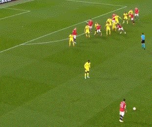 1632950749221039502.gif 华体会-【欧冠】C罗补时5分钟绝杀!曼联2比1逆转黄潜