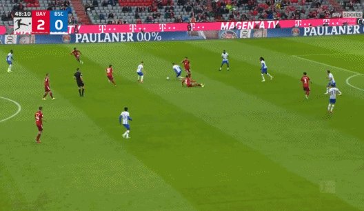 1630179413689084569.gif 华体会体育-【德甲】莱万戴帽连续13场破门 拜仁5-0送赫塔3连败